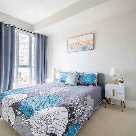 Beautiful Condos In The Heart Of Downtown By Globalstay تورونتو المظهر الخارجي الصورة